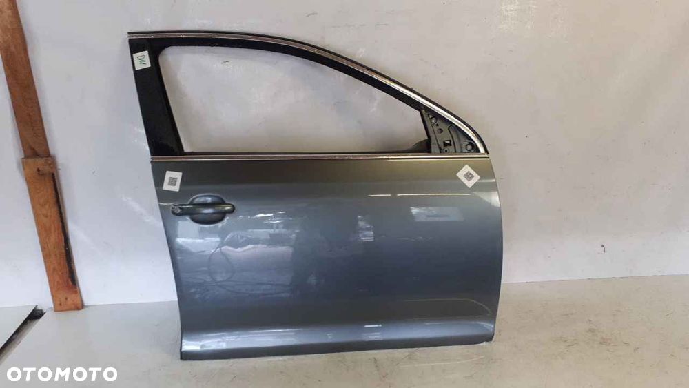 DRZWI ! PRZÓD PRZEDNIE PRAWE VW VOLKSWAGEN GOLF 5 V KOMBI VARIANT JETTA SZARE LA7T - 1