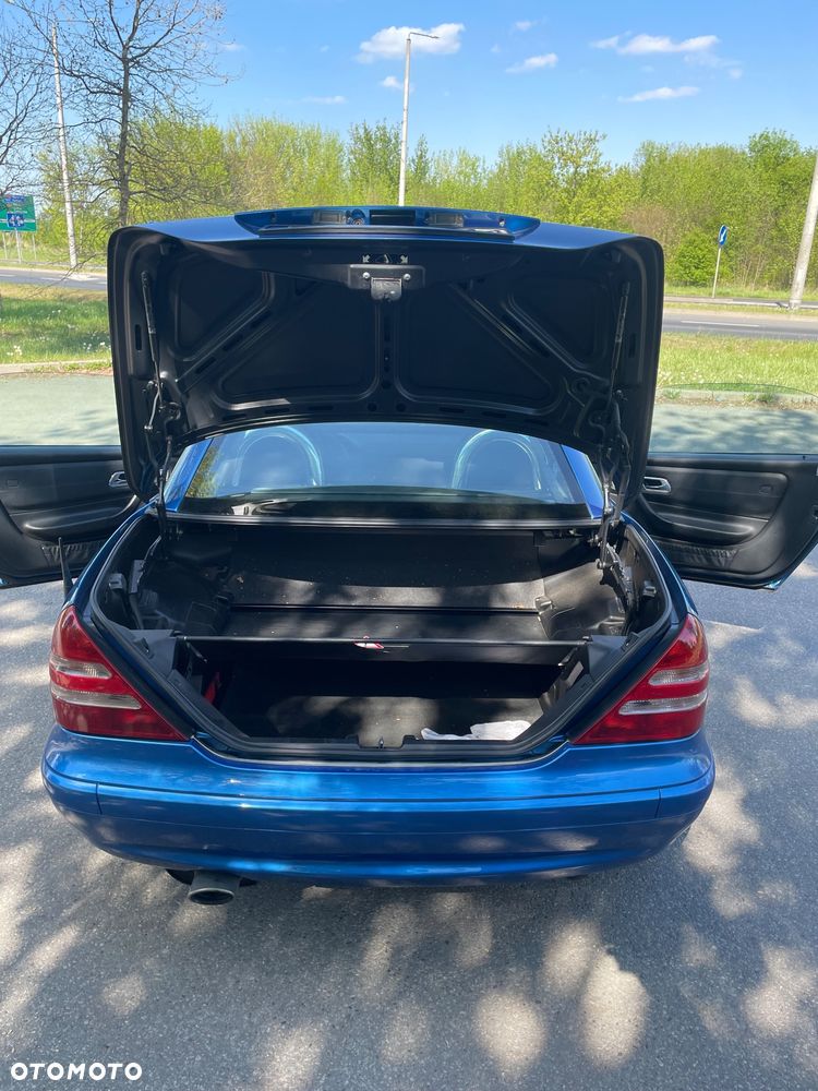 Mercedes-Benz SLK - 22
