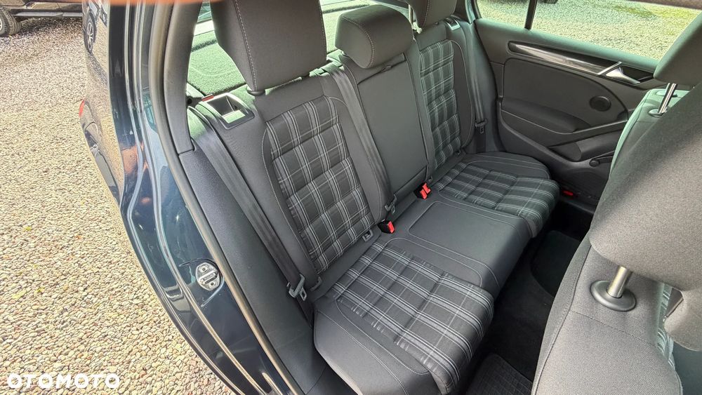 Volkswagen Golf 2.0 TDI DPF GTD - 34