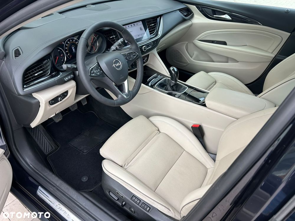 Opel Insignia 2.0 Exclusive - 10