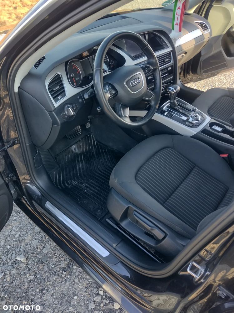 Audi A4 Avant 2.0 TDI DPF clean diesel multitronic Ambiente - 13