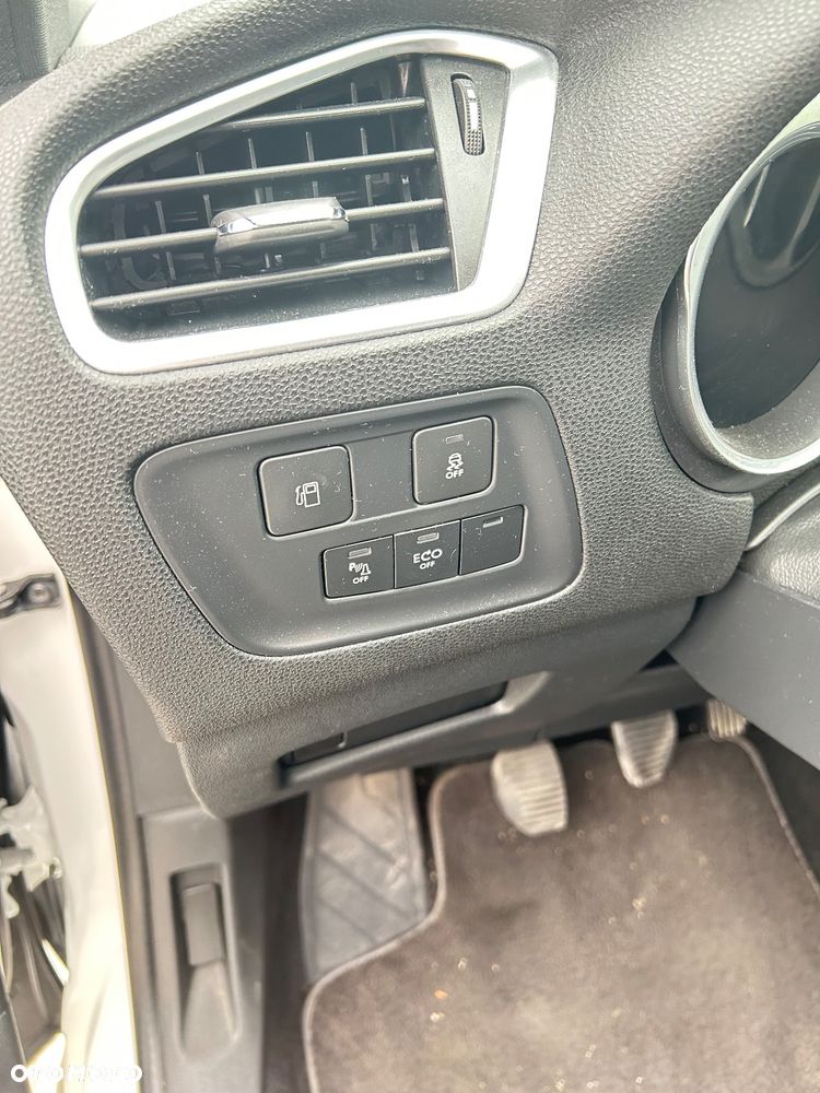 DS Automobiles DS 4 - 8