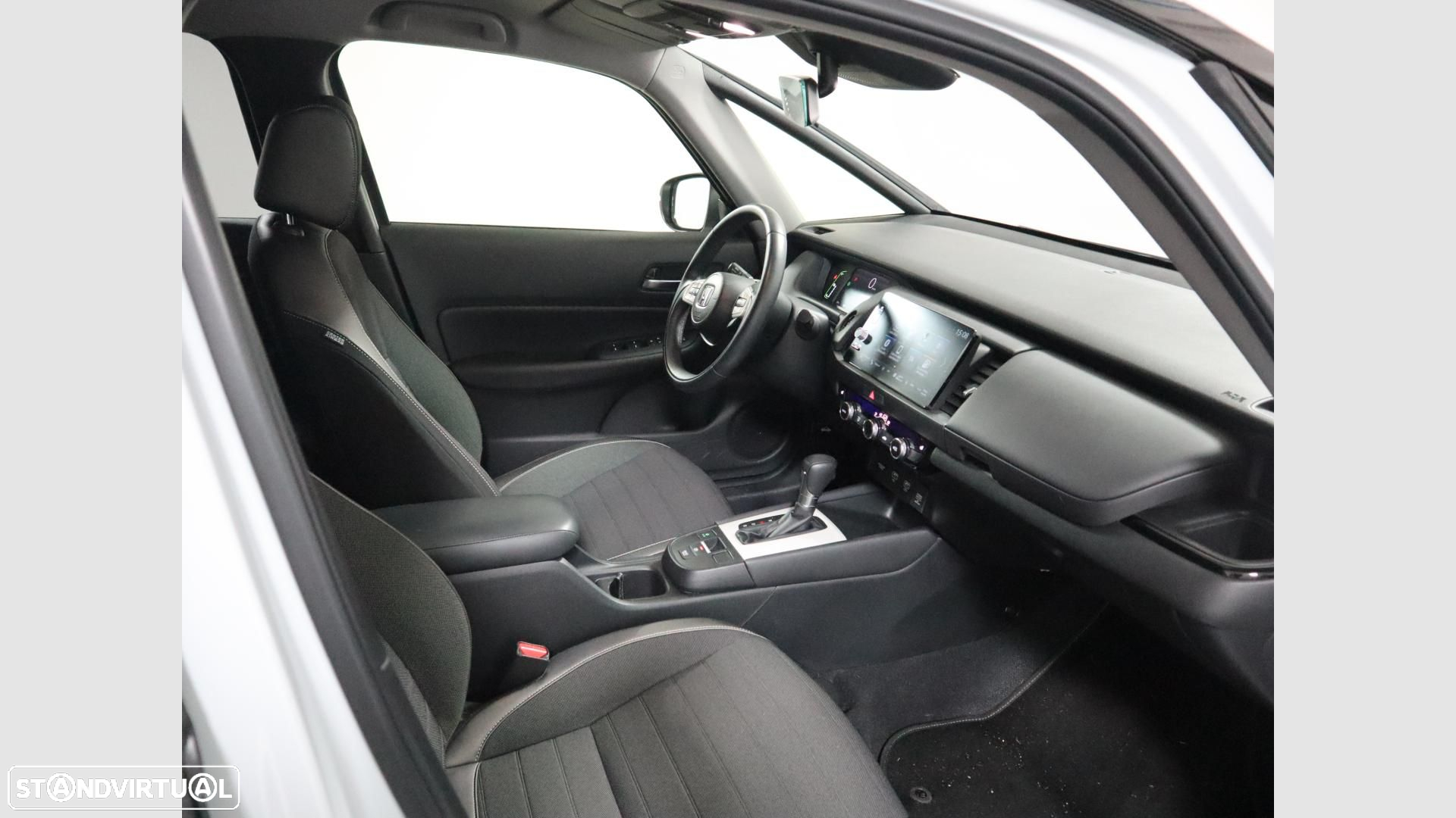 Honda Jazz Crosstar Hybrid 1.5 i-MMD Advance - 12