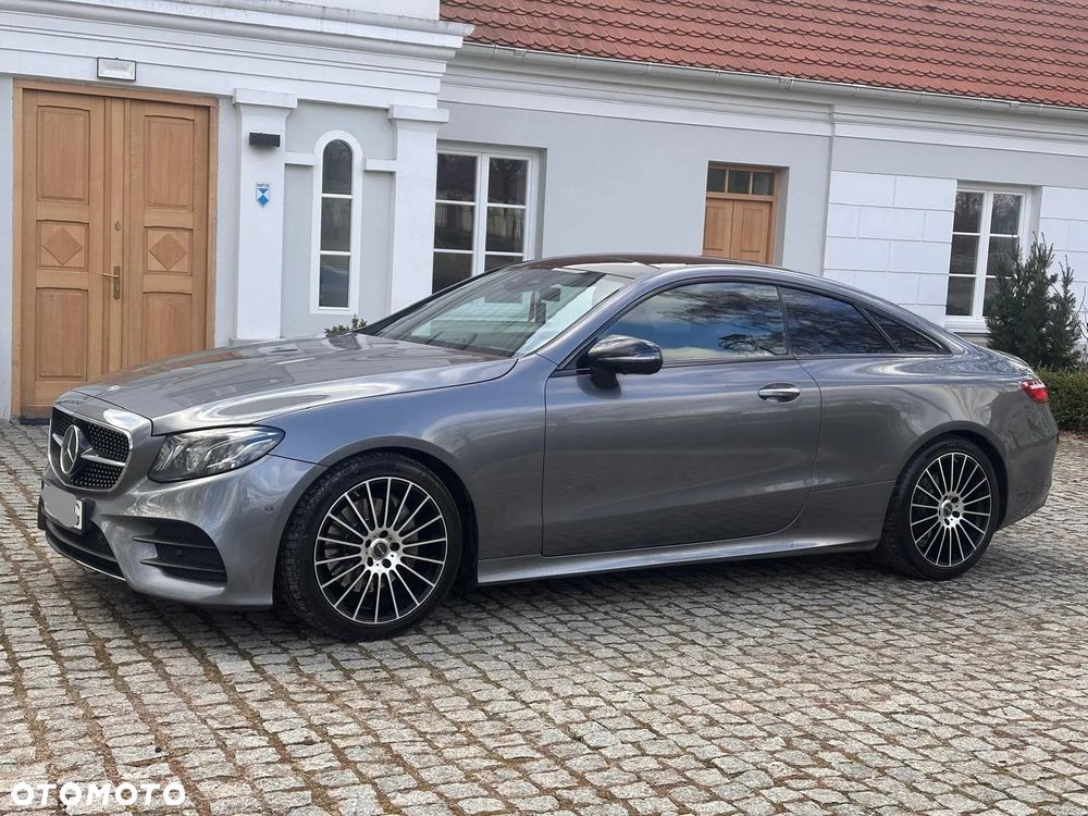 Mercedes-Benz Klasa E 220 d 9G-TRONIC - 4