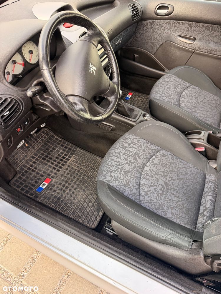 Peugeot 206 - 7
