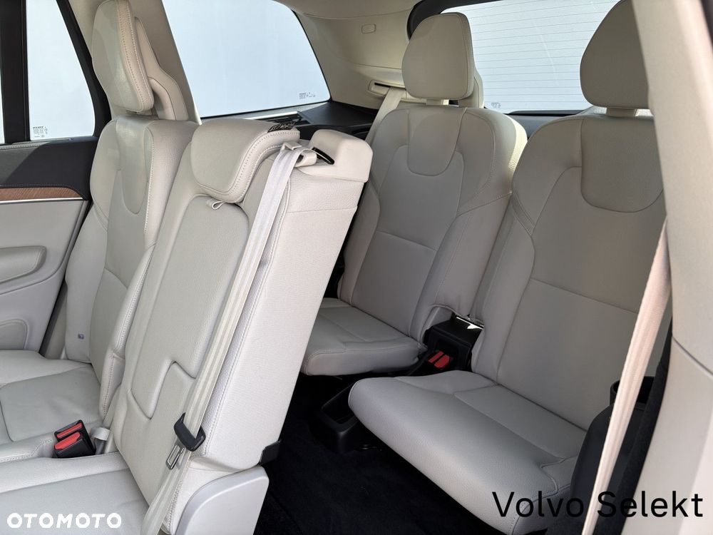 Volvo XC 90 - 20