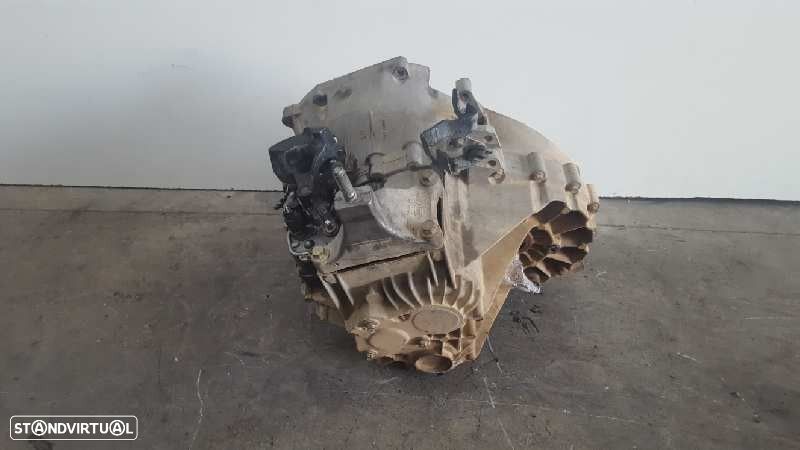 CAIXA VELOCIDADES FORD MONDEO III 2000 - 2