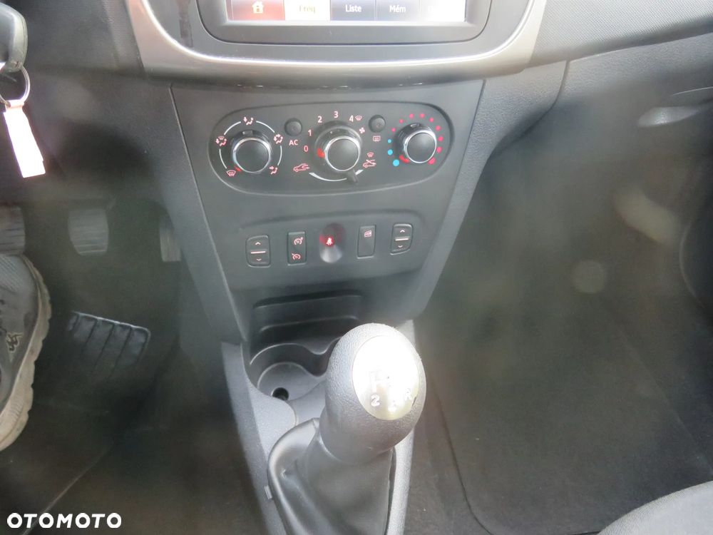 Dacia Sandero Stepway 1.5 dCi - 5