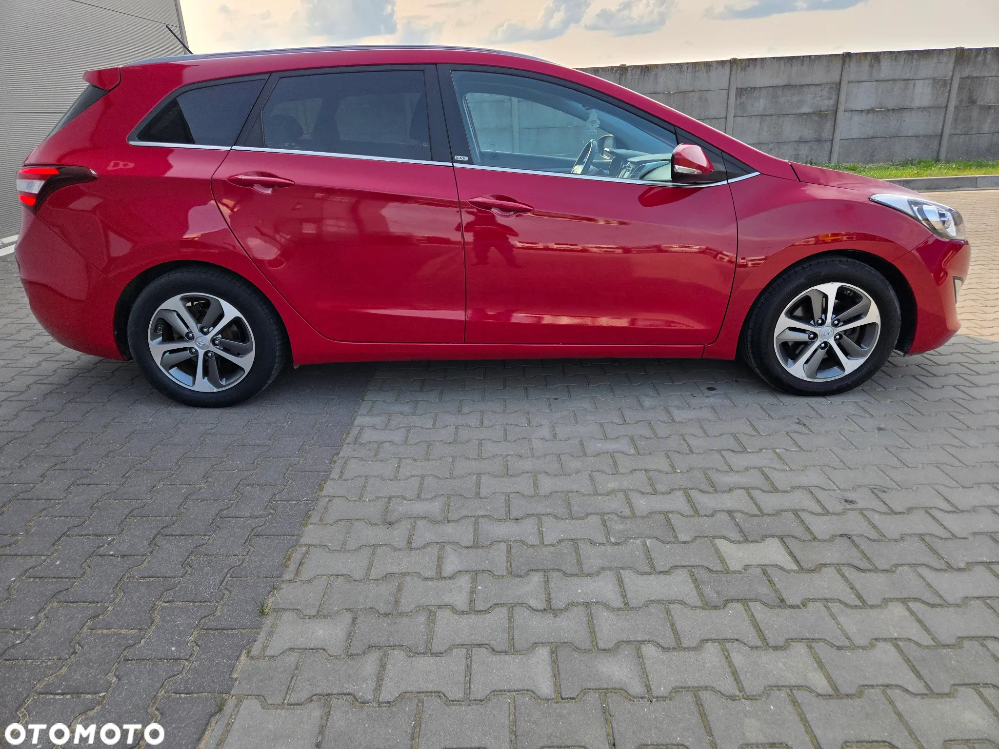 Hyundai i30 1.6 D Comfort - 4