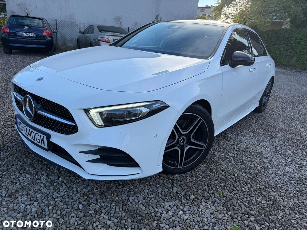 Mercedes-Benz Klasa A 220 4-Matic AMG Line 7G-DCT - 32