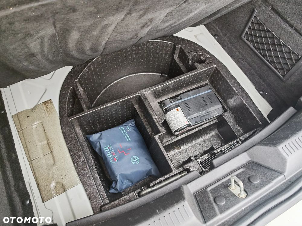 Lancia Delta 1.4 T-Jet 16v Oro - 12