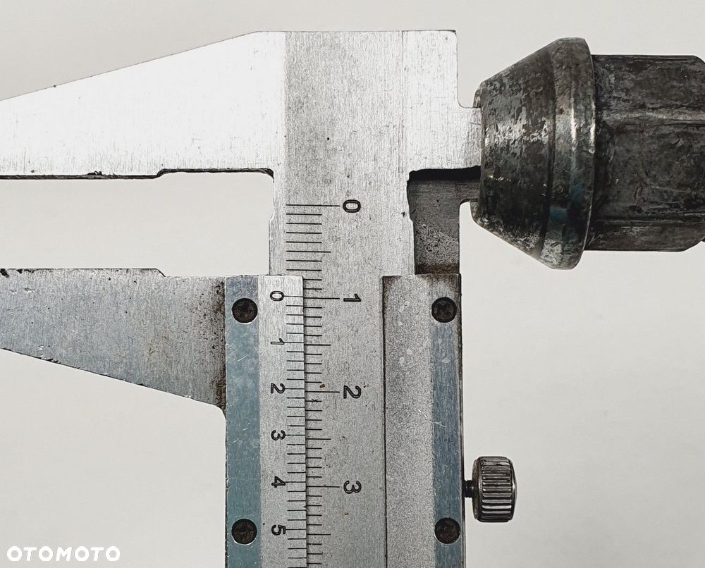 NAKRĘTKI KÓŁ FELG HYUNDAI GENESIS COUPE KOMPLET - 5