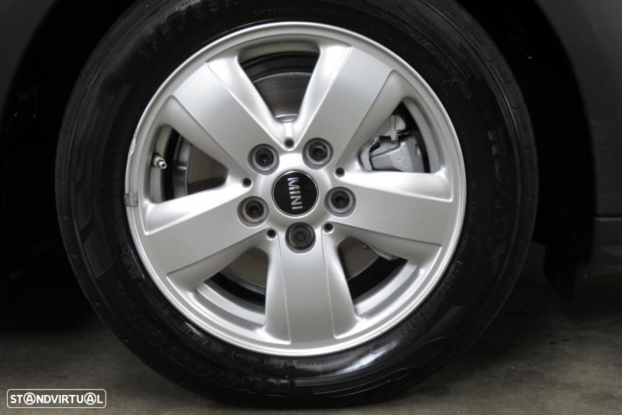 MINI 5 Portas One Auto - 9