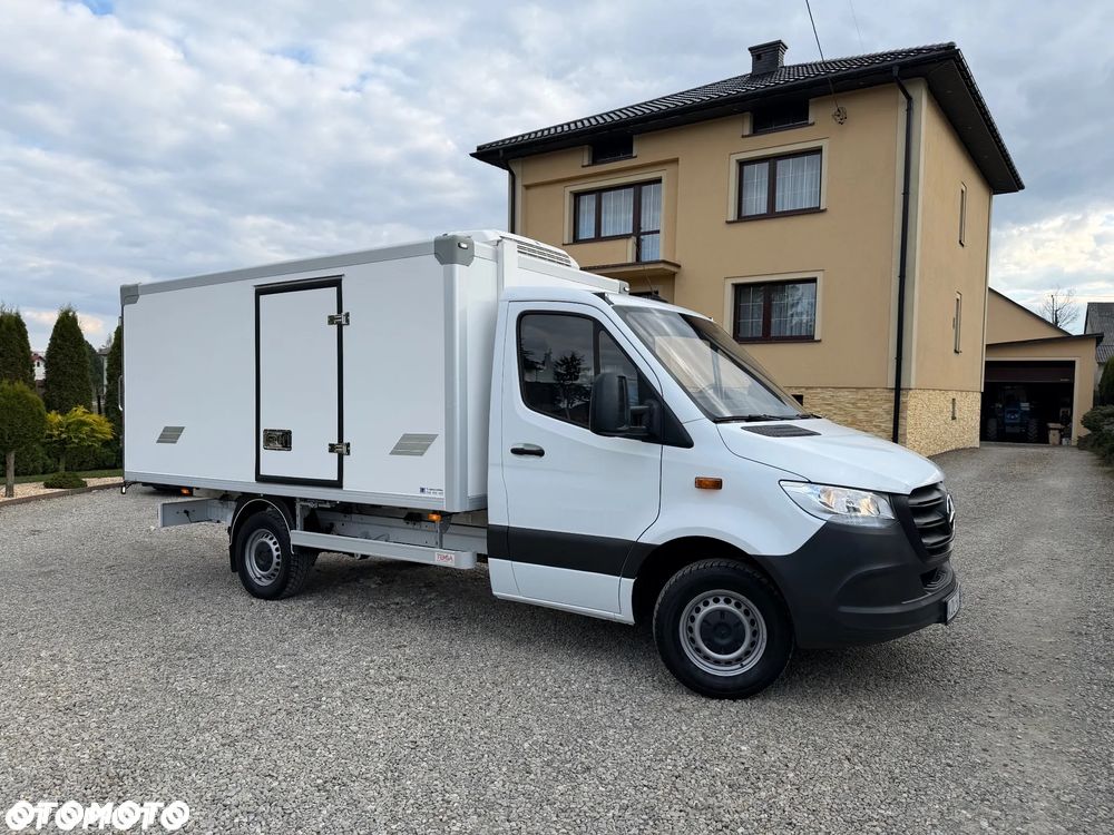 Mercedes-Benz Sprinter 319 Kontener 2.0 - 190KM Automat Pierwszy właściciel PIĘKNY - 5