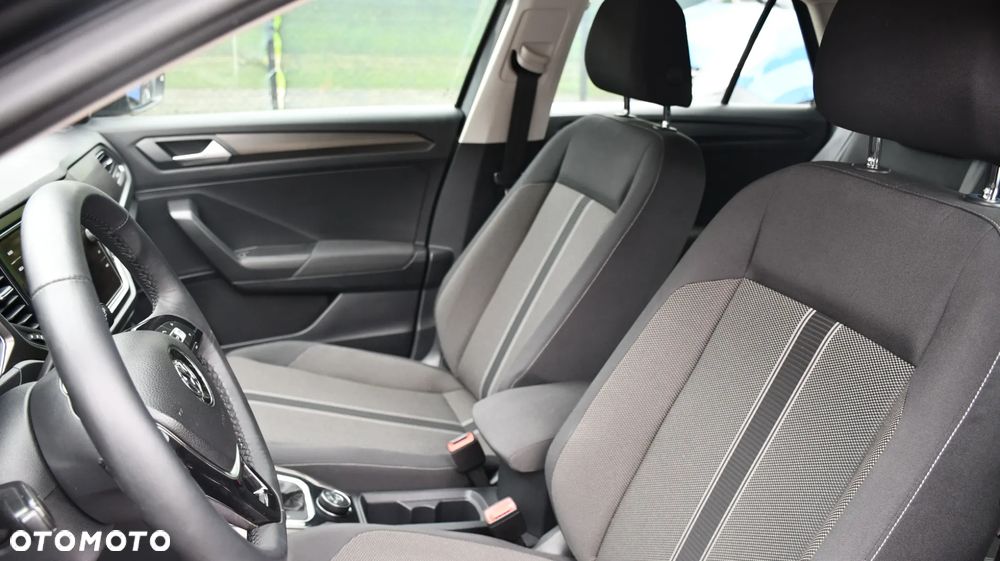 Volkswagen T-Roc - 27