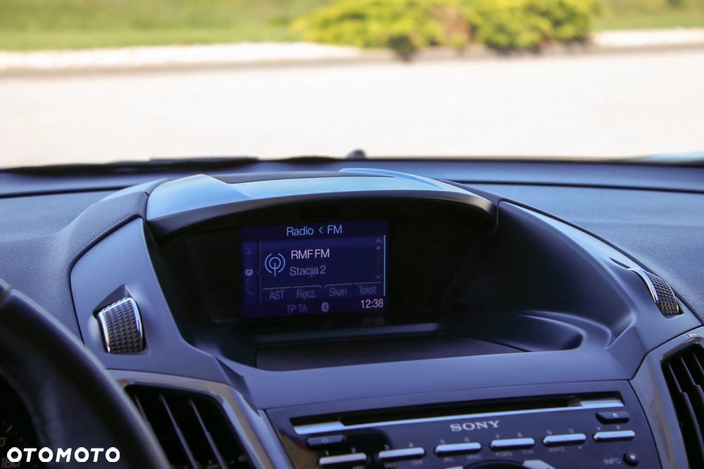 Ford C-MAX 1.6 Ti-VCT Titanium - 31