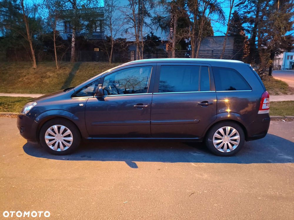 Opel Zafira 1.6 ECOFLEX Family Plus - 26