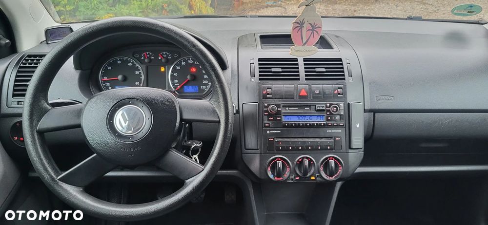 Volkswagen Polo 1.2 Cricket - 12