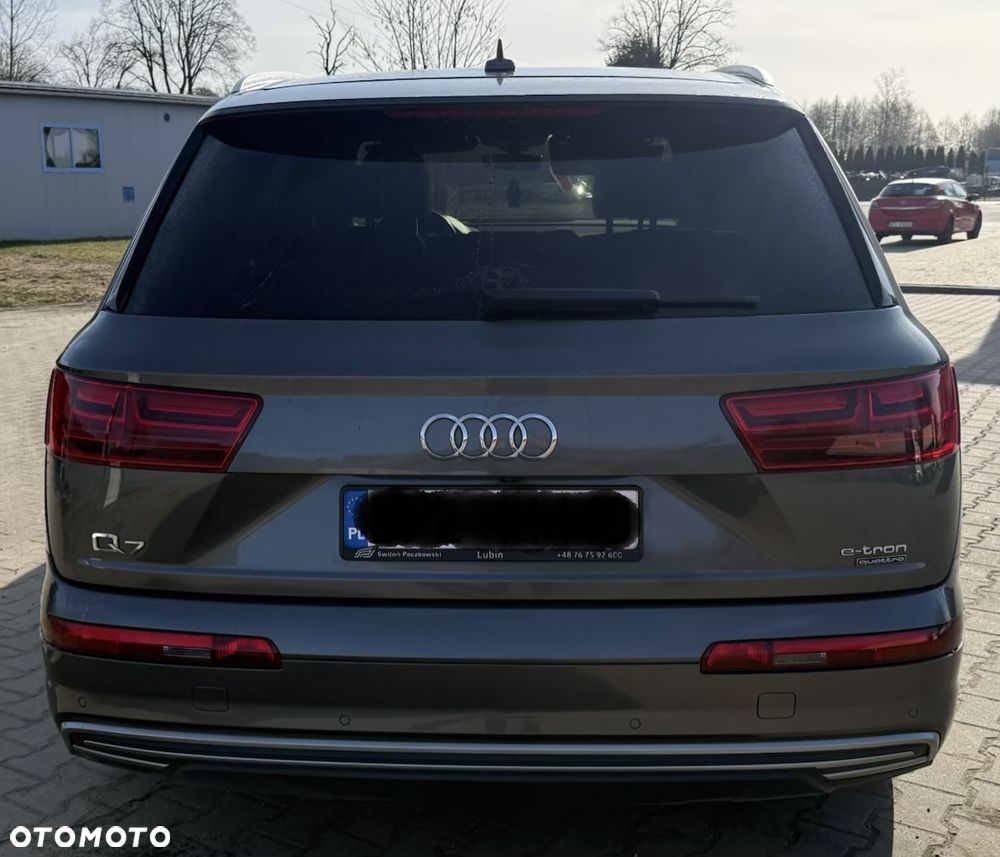Audi Q7 - 6
