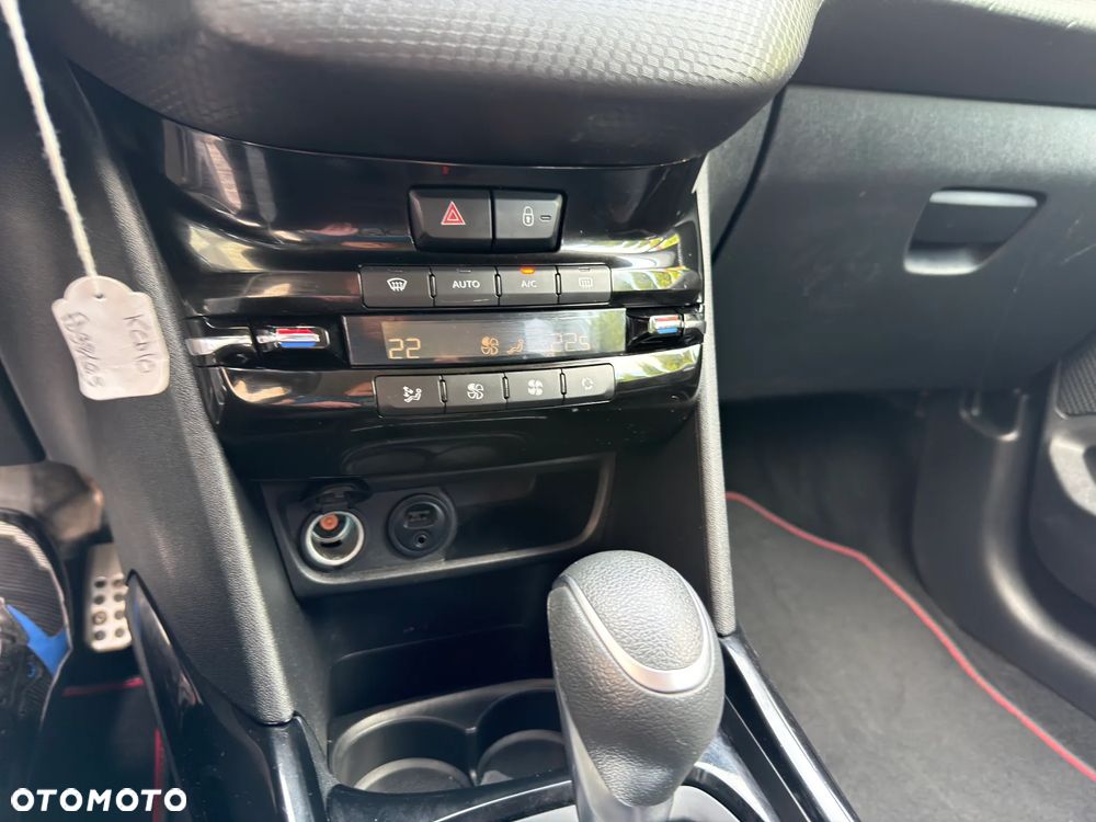 Peugeot 2008 PureTech 110 Stop&Start EAT6 GT-Line Edition - 24