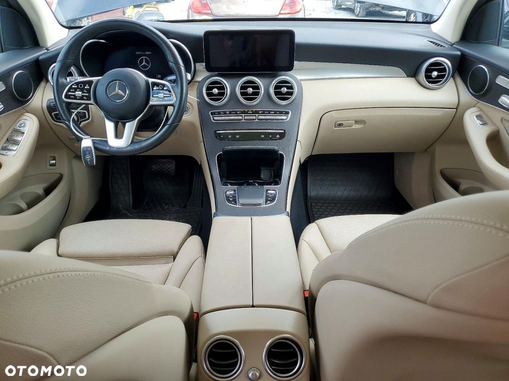 Mercedes-Benz GLC 300 4Matic 9G-TRONIC - 7