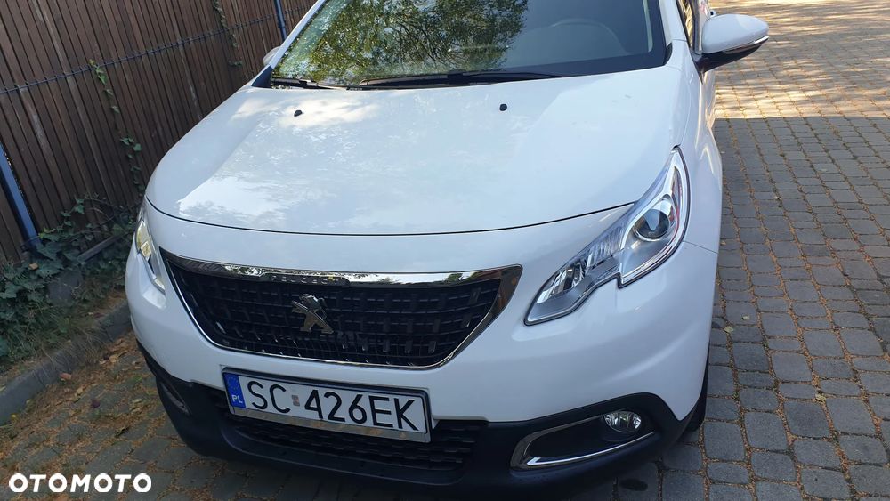 Peugeot 2008 1.2 Pure Tech Active EU6 - 8