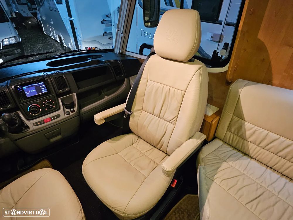 Rapido Le Randonneur 9083DF CHASSI AL-KO CAMA TRANSVERSAL + BASCULANTE - 57