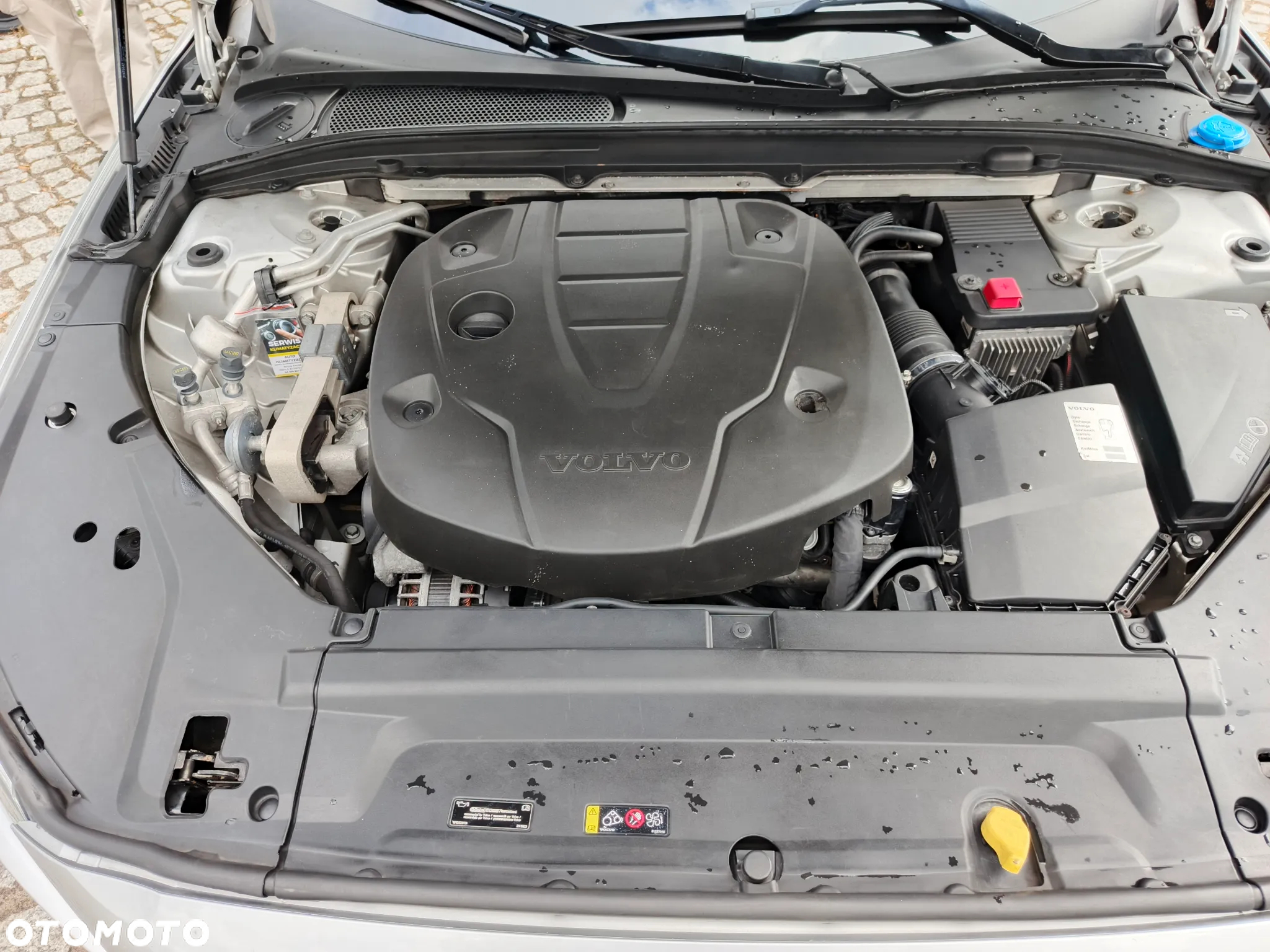 Volvo V90 D5 AWD Momentum - 30