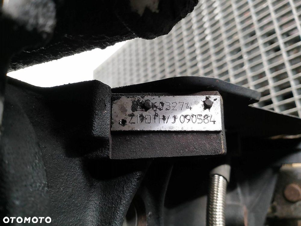 SILNIK OPEL VECTRA C Z19DTH 1.9 CDTI - 12