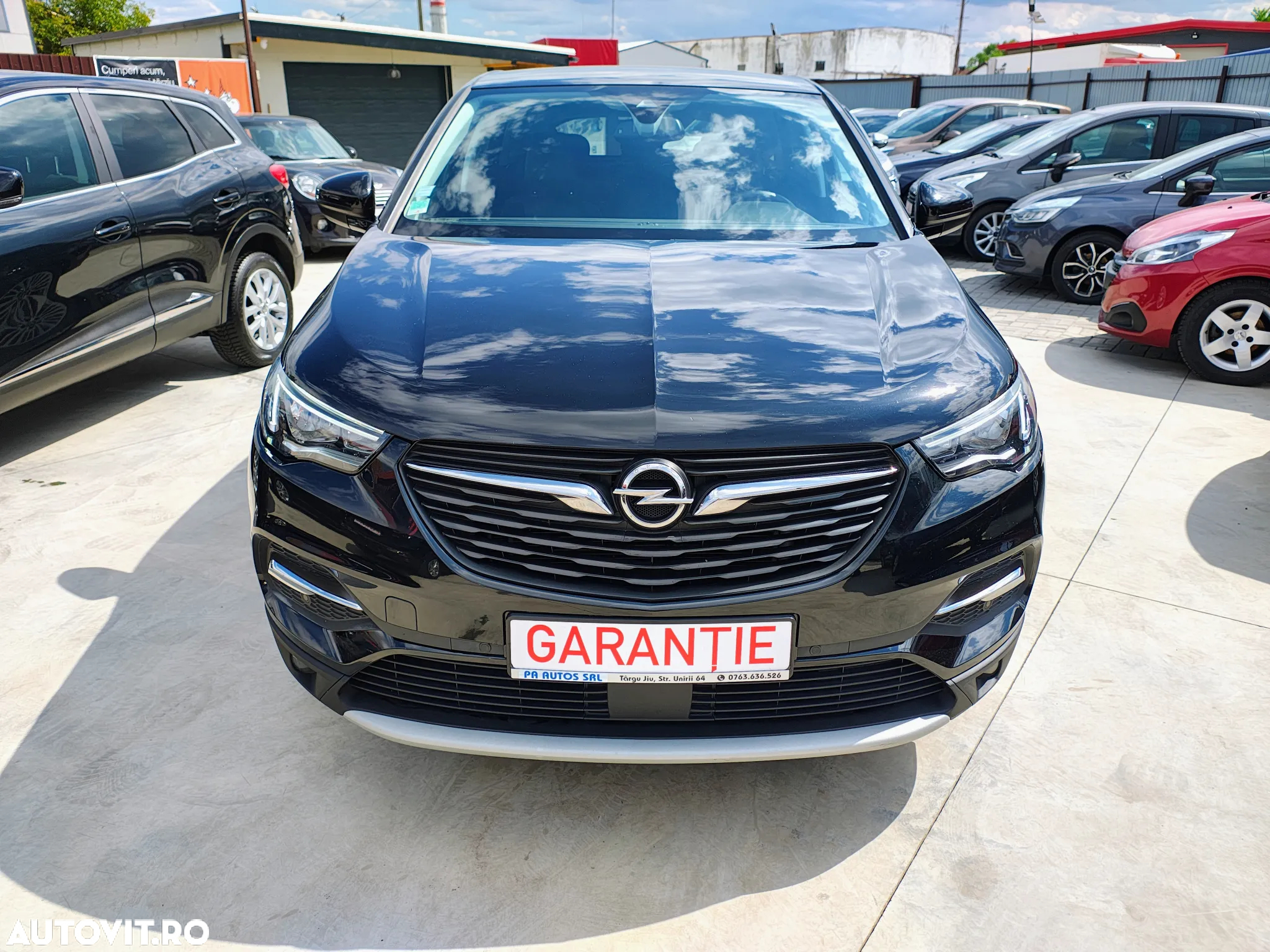 Opel Grandland X 1.2 Start/Stop Business Edition - 9