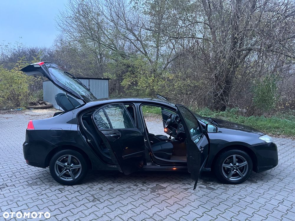 Renault Laguna 1.6 16V Authentique - 21