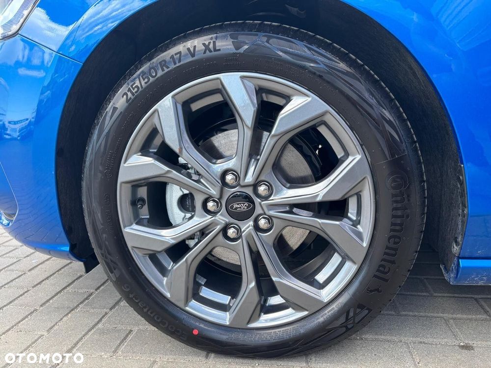 Ford Focus 1.0 EcoBoost mHEV ST-Line X - 13