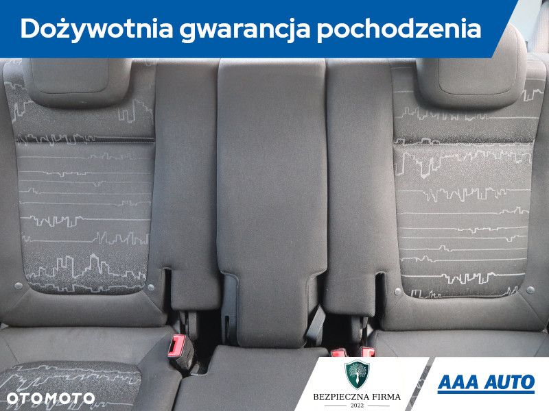 Opel Meriva - 11