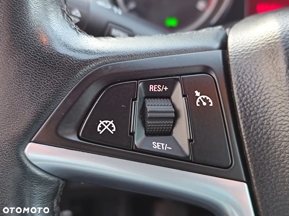 Opel Astra 1.6 Edition Sport - 26