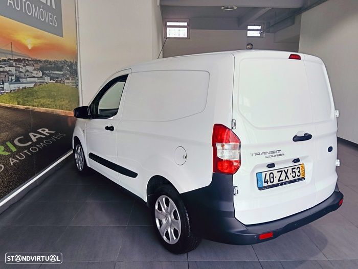 Ford Transit Courier - 7