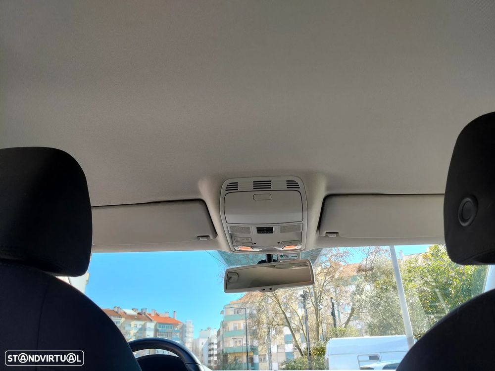 VW Passat CC 2.0 TDi BlueMotion - 15