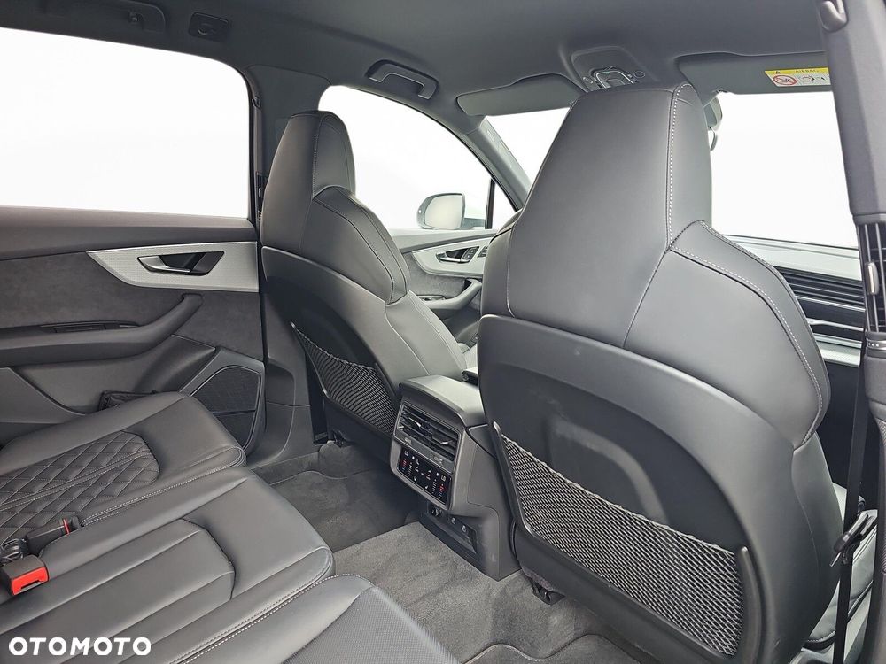 Audi Q7 - 28