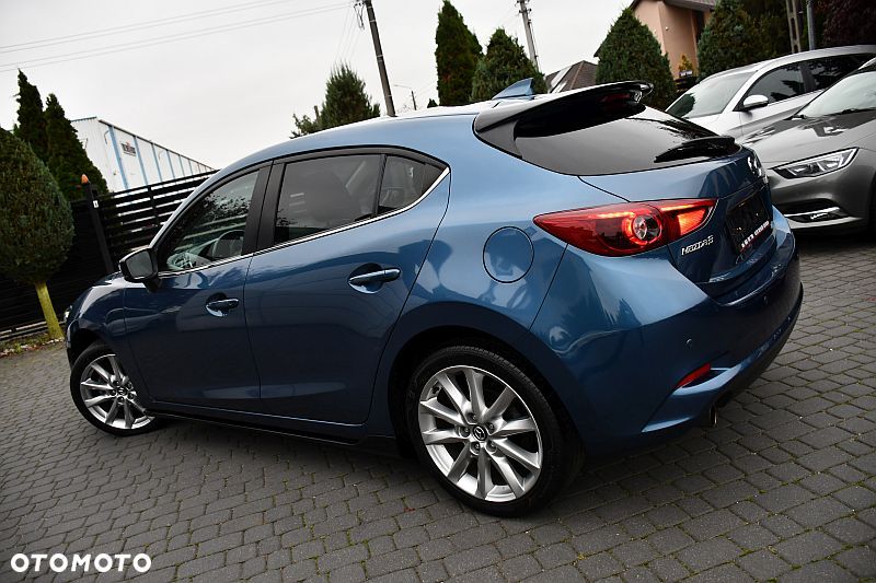 Mazda 3 2018 photo 3