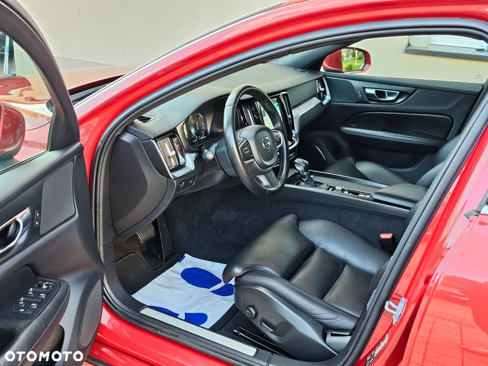 Volvo V60 D3 Geartronic Momentum Pro - 18