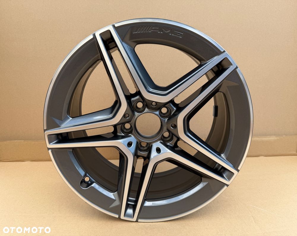 Felga aluminiowa 18 cali ET49 Mercedes Benz A2054019600 AMG