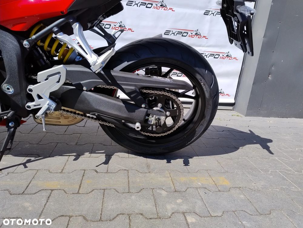 QJMOTOR SRK 800RR - 15