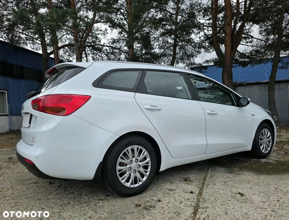 Kia Ceed - 5