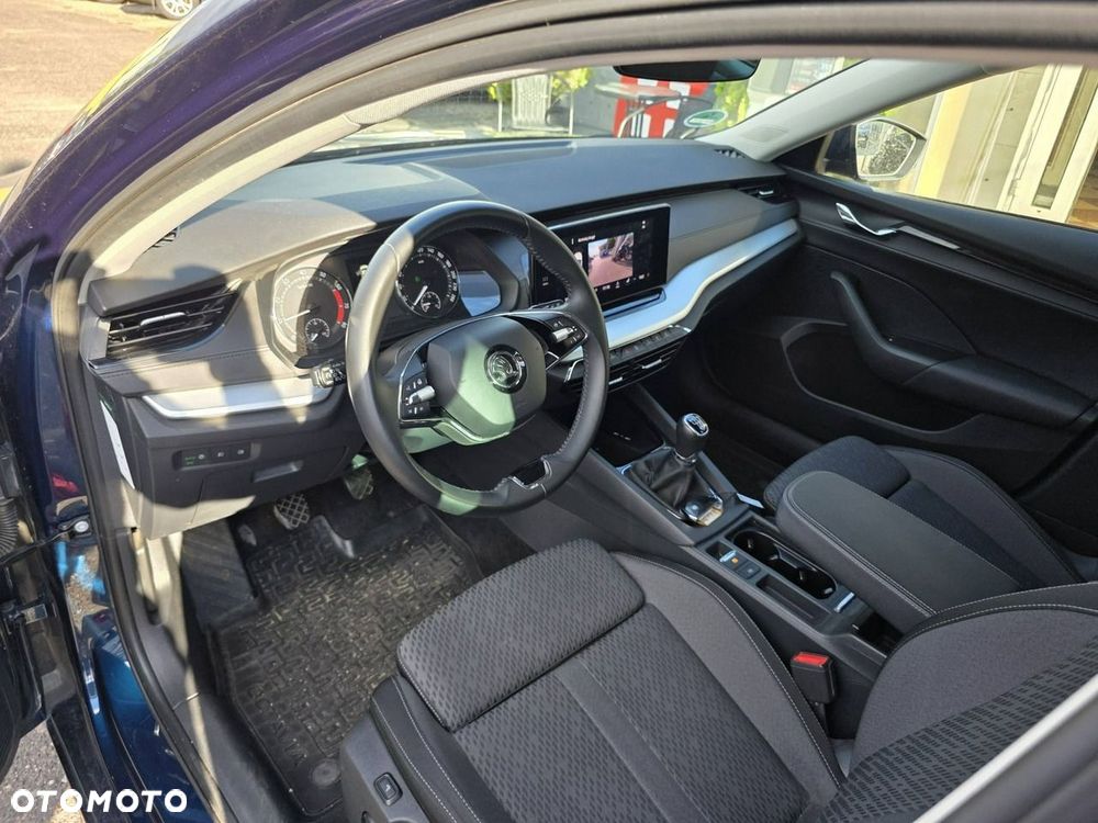 Skoda Octavia 1.5 TSI Business - 9
