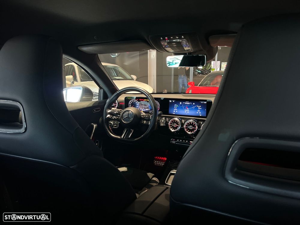 Mercedes-Benz A 250 e AMG Line - 51