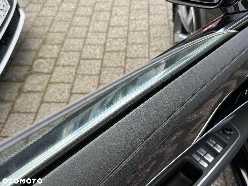Audi A8 - 15