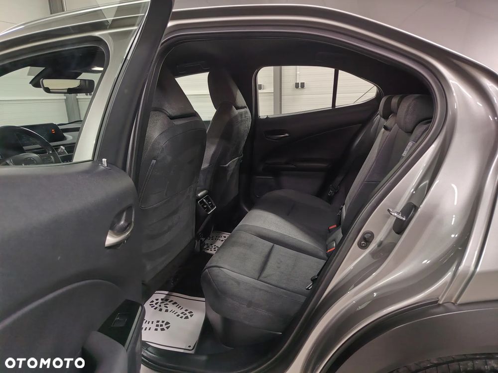 Lexus UX 250h Elegance 2WD - 22