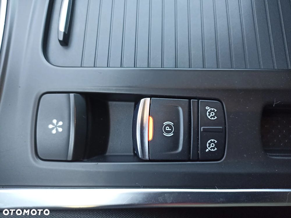 Renault Megane ENERGY dCi 130 GT LINE - 32