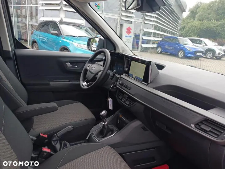 Ford Tourneo Courier 1.0 EcoBoost Trend - 25