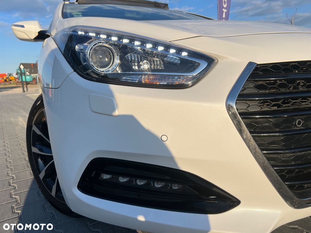 Hyundai i40 Kombi 1.7 CRDi DCT Premium - 5