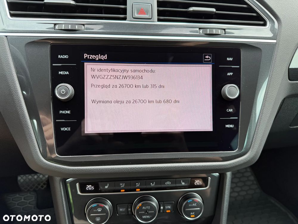 Volkswagen Tiguan - 11
